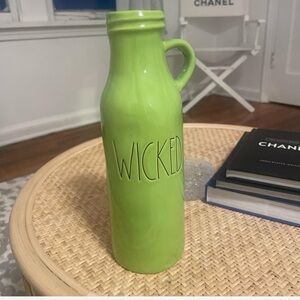 Rae Dunn vase new with out tags